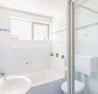 Anchorage 2 with Water Views - Accommodation Redcliffe