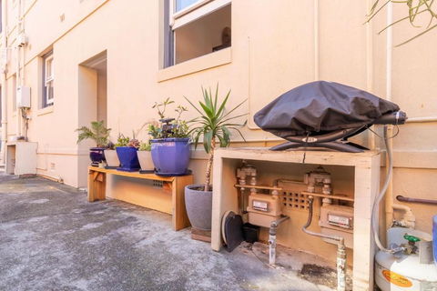Beautiful Beach Home In Superb Location - Accommodation Redcliffe 3