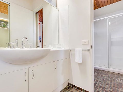 Sapphire Sea N Sand - Accommodation Redcliffe 5