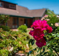 11 Bay Street waterfront holiday - Accommodation Redcliffe