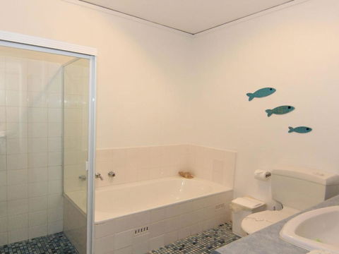 Oceanic 28 On The Beach! - Accommodation Redcliffe 1