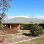 Gundaroo Manor Bed & Breakfast - Accommodation Redcliffe 0