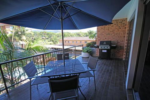 Hawaiian Gardens Unit 3 - Accommodation Redcliffe 0
