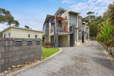 Mollymook Townhouse Shepherd Street 3 / 13 - Accommodation Redcliffe 2