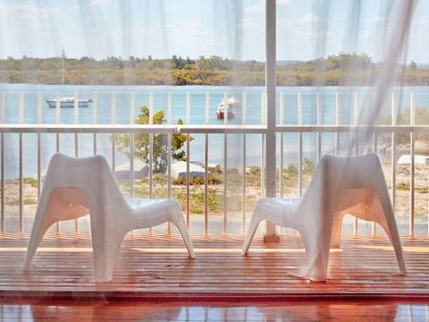 Riverwatch - Accommodation Redcliffe 5