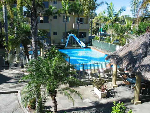 Hawks Nest Accommodation - Accommodation Redcliffe 3