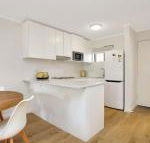 Hawks Nest Accommodation - Accommodation Redcliffe