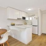 Hawks Nest Accommodation - Accommodation Redcliffe 0