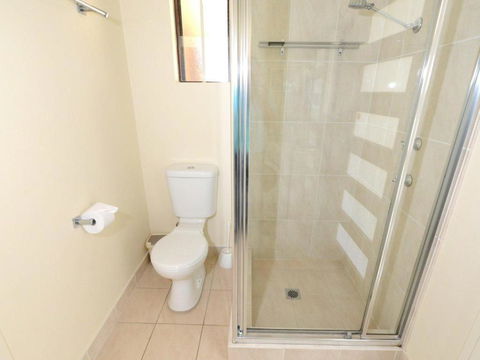 Sunbakers - Accommodation Redcliffe 4