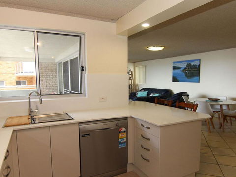 El Sandi 3 On The Beach! - Accommodation Redcliffe 1