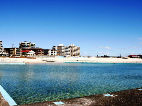 El Sandi 3 On The Beach! - Accommodation Redcliffe 4