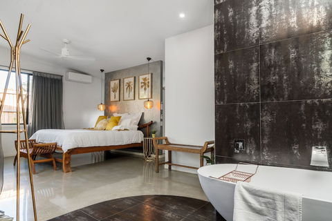 A PERFECT STAY - Copper Sands - Accommodation Redcliffe 4