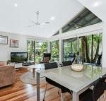 Mobys on Redgum 11 - Accommodation Redcliffe
