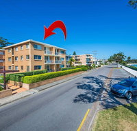 South Pacific Unit 2 / 13 15 Shoal Bay Road - Accommodation Redcliffe