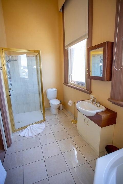 Clocktower Suites - Accommodation Redcliffe 0