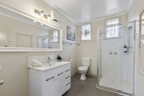 The Gazebo Place - Spacious 4 Bedroom Near Murray River - Accommodation Redcliffe 4