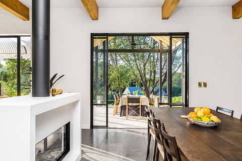 Your Luxury Escape - Fairway - Accommodation Redcliffe 6