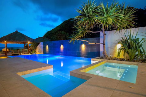 Sapphire Sands Beach House - Accommodation Redcliffe 5