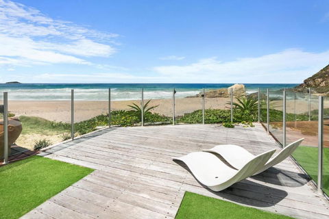 Sapphire Sands Beach House - Accommodation Redcliffe 4