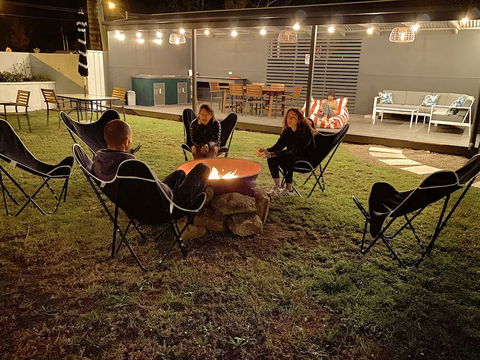 Batemans Bay Hotel - Accommodation Redcliffe 4