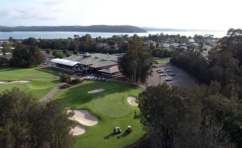 Batemans Bay Hotel - Accommodation Redcliffe 1