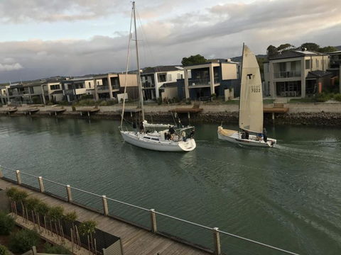 MARINA VIEW - Accommodation Redcliffe 3