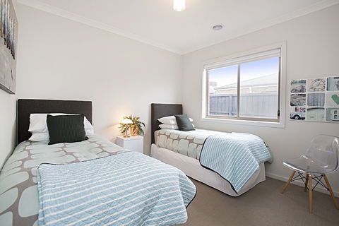 BOUTIQUE STAYS - Carinya - Accommodation Redcliffe 1