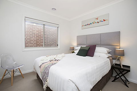 BOUTIQUE STAYS - Carinya - Accommodation Redcliffe 3