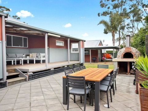 3 Macleay St. Narrawallee - Accommodation Redcliffe 1