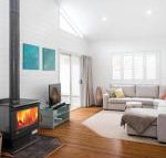 3 Macleay St. Narrawallee - Accommodation Redcliffe