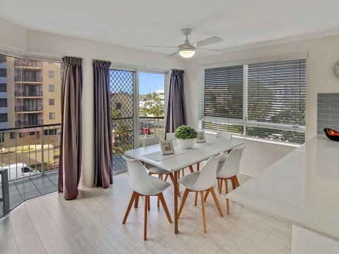MAINSAIL8 - Mooloolaba Beach - Accommodation Redcliffe 2
