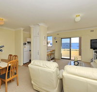 Bay Village Unit 10 Shoal Bay - Accommodation Redcliffe