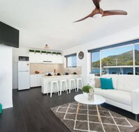 Shoal Towers Unit 4 / 11 Shoal Bay Road - Accommodation Redcliffe