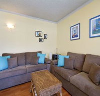 Shoal Towers Unit 5 / 11 Shoal Bay Road - Accommodation Redcliffe