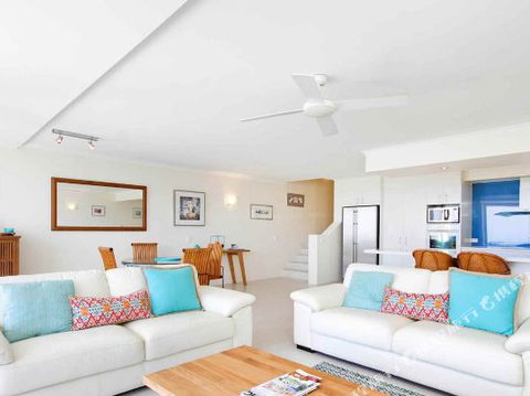 R & W Noosa Holidays 2 25 Allambi Rise - Accommodation Redcliffe 5