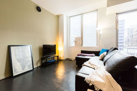 MEGAN, 2BDR Melbourne Apartment - Accommodation Redcliffe 3