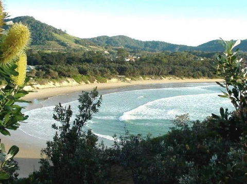 Diggers Beach Villa At Aanuka Resort - Accommodation Redcliffe 3