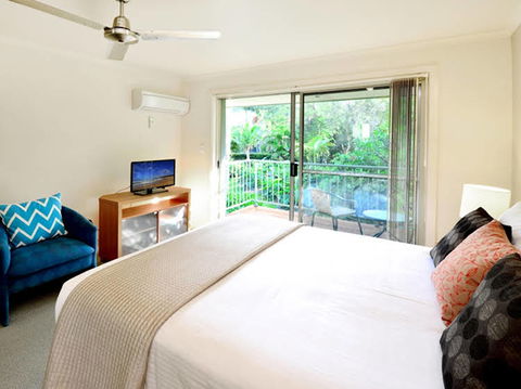 Diggers Beach Villa At Aanuka Resort - Accommodation Redcliffe 4