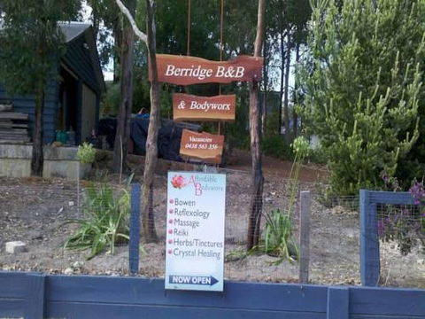 Berridge Retreat - Accommodation Redcliffe 0