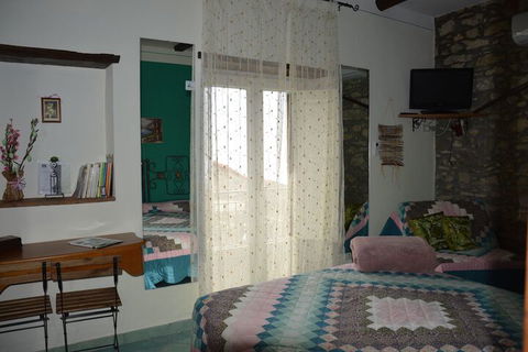 Woollamia Village Retreat - Accommodation Redcliffe 4