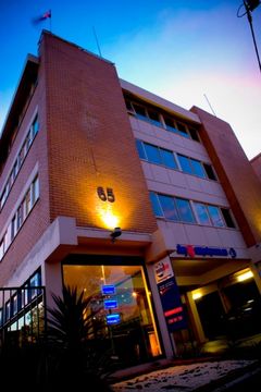 Easystay Studio Apartments - Accommodation Redcliffe 0