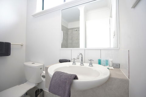 Kimberley Croc Motel - Accommodation Redcliffe 6