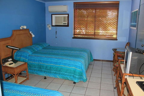 King Sound Resort Hotel - Accommodation Redcliffe 3