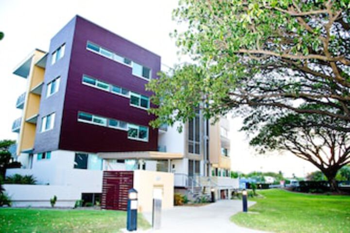 Alice River QLD Accommodation Redcliffe