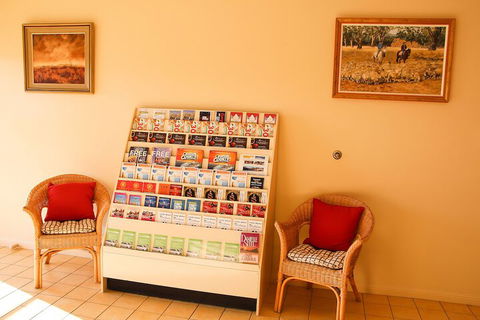 Motel 359 - Accommodation Redcliffe 4