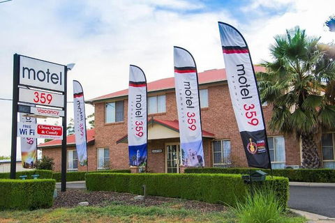 Motel 359 - Accommodation Redcliffe 3