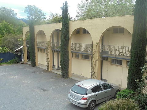 Riverbank Park Motel - Accommodation Redcliffe 1