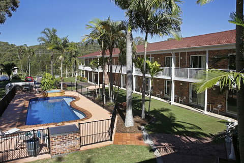 Aston Motel Yamba - Accommodation Redcliffe 2