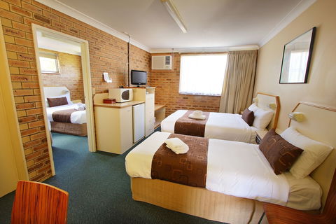 Garden City Motor Inn - Accommodation Redcliffe 4