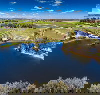 Stonewell Cottages  Vineyards - Accommodation Redcliffe